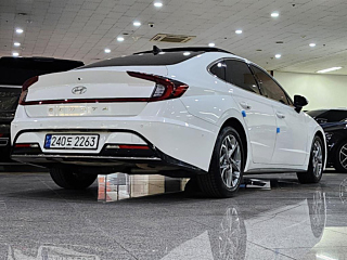 HYUNDAI SONATA DN8 2019