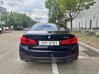 BMW 5-SERIES G30 2018