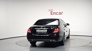 MERCEDES BENZ E-CLASS W213 2020