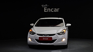 HYUNDAI AVANTE MD 2012