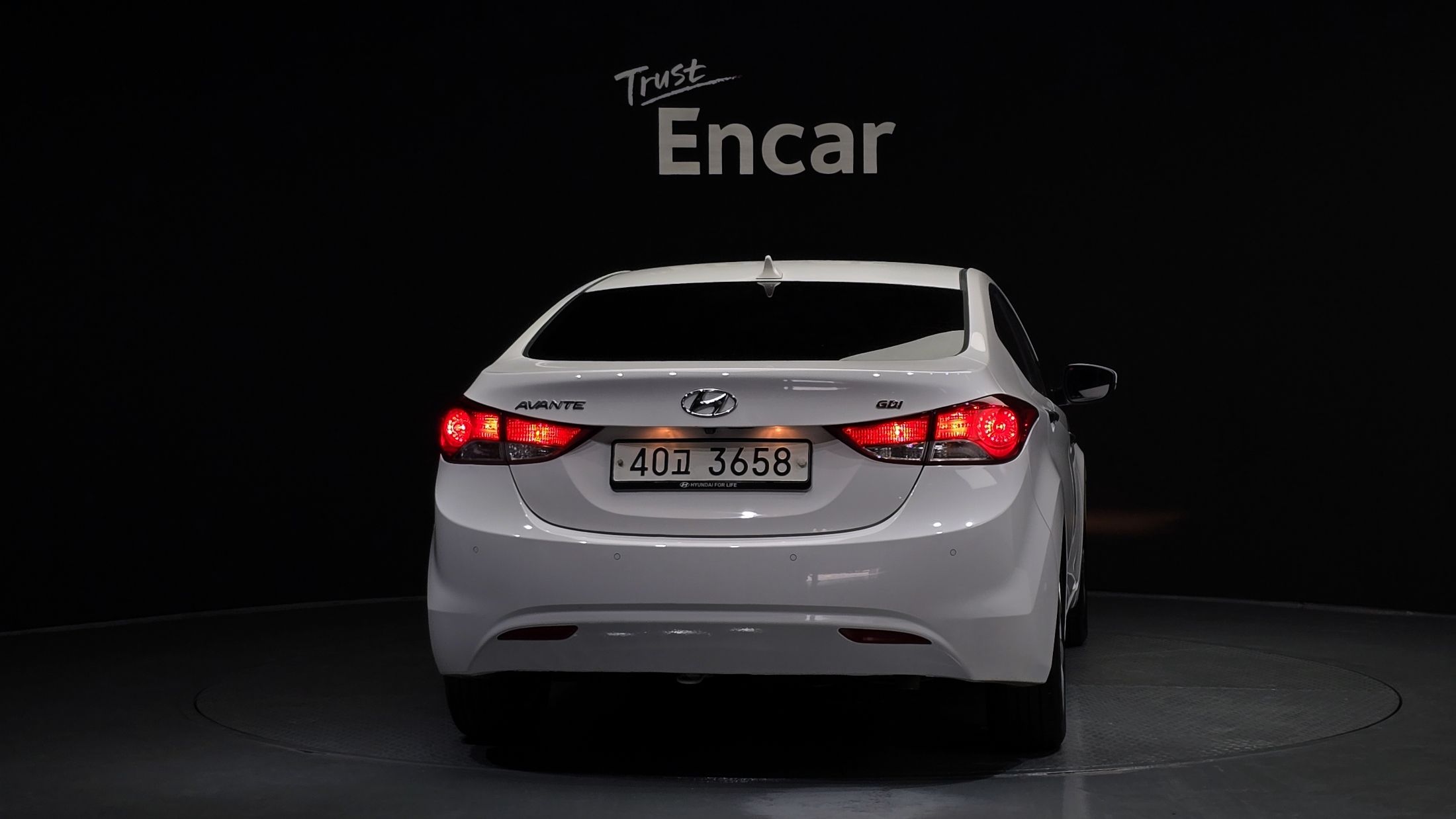 HYUNDAI AVANTE MD 2012