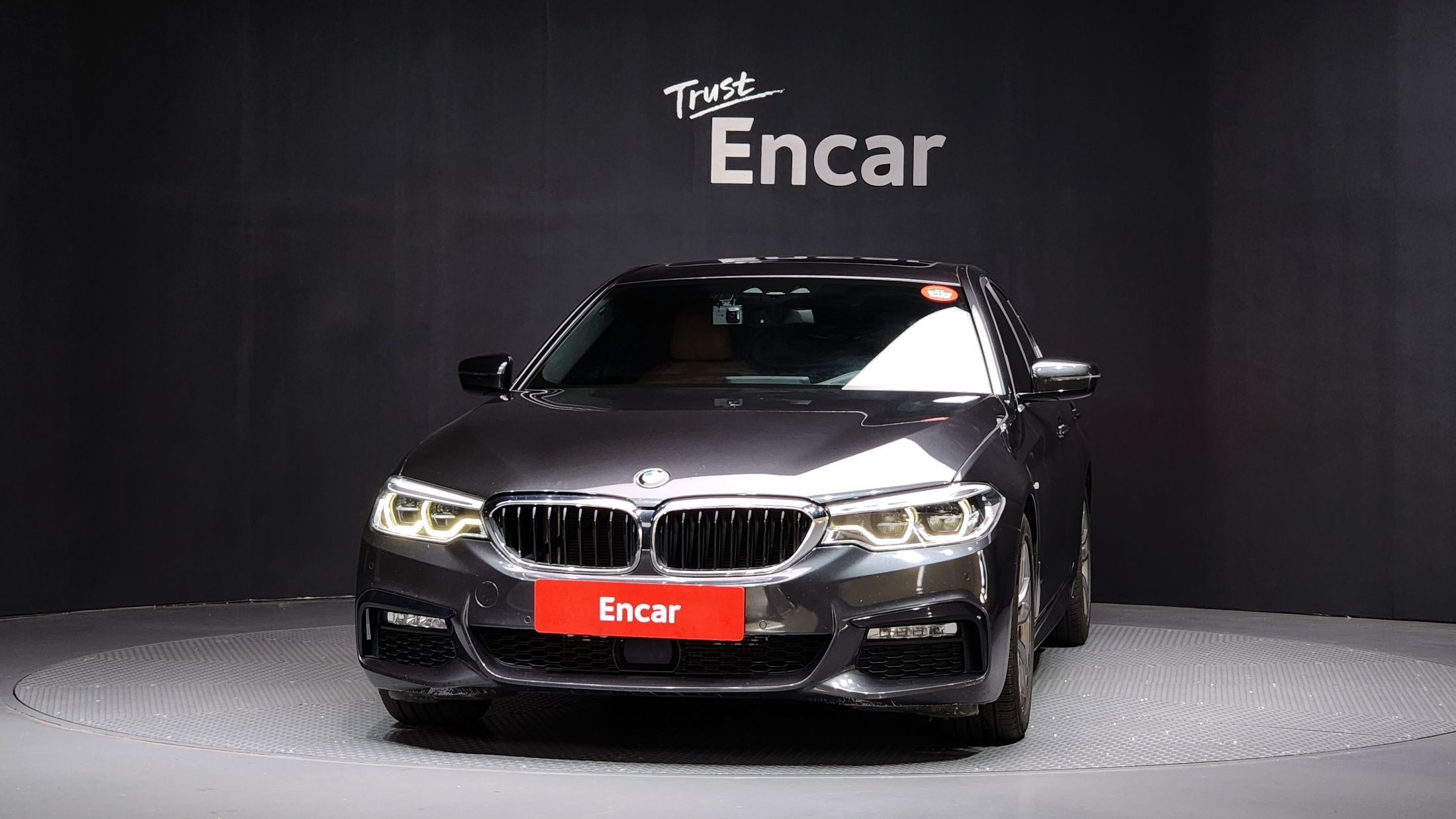 BMW 5-SERIES G30 2017