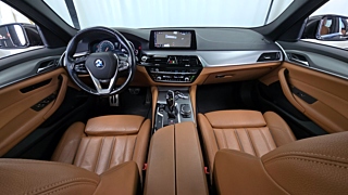 BMW 5-SERIES G30 2017