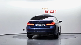 BMW 5-SERIES G30 2020