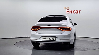 HYUNDAI GRANDEUR IG HYBRID 2017