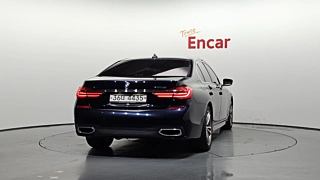 BMW 7-SERIES G11 2017