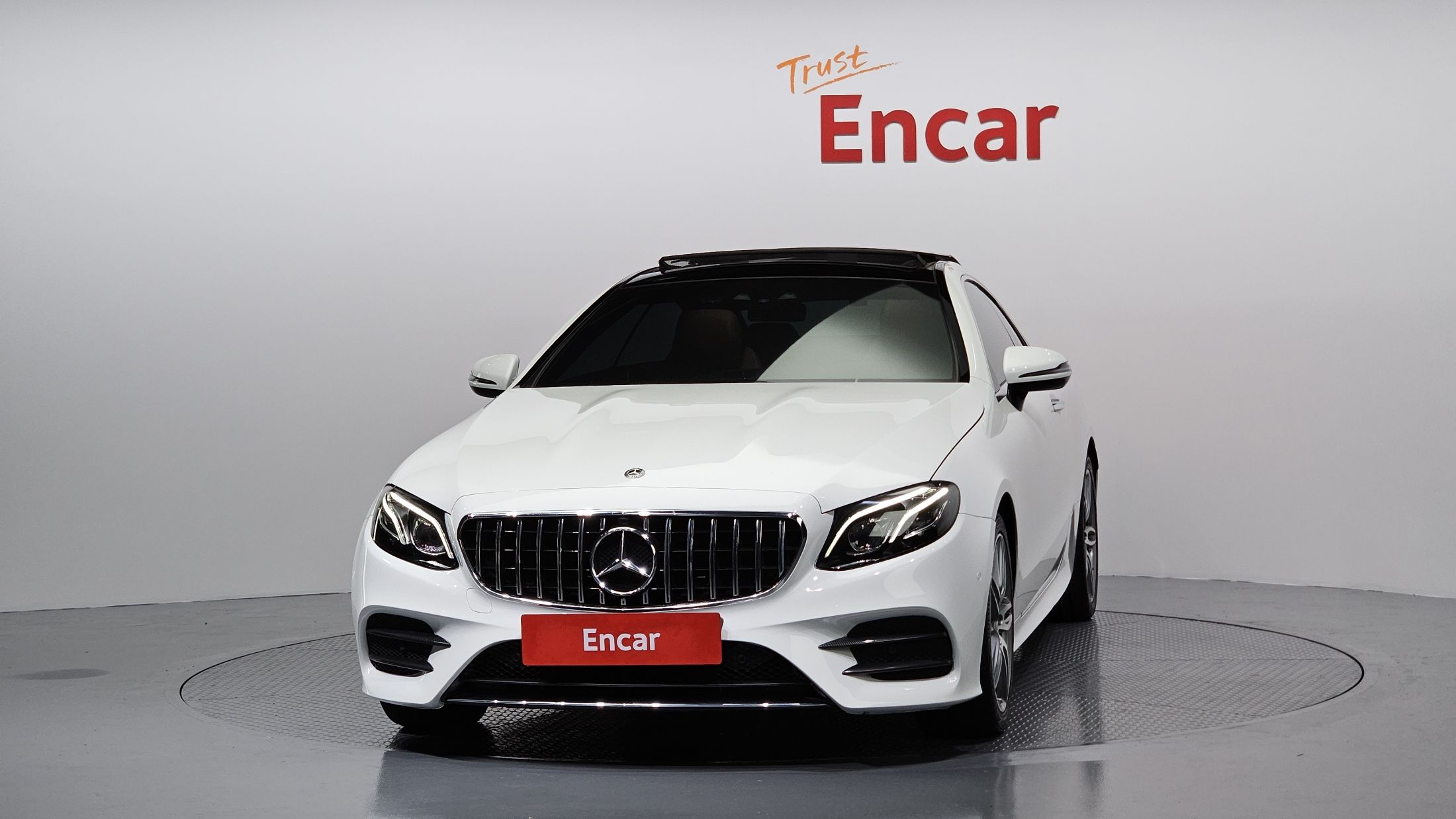 MERCEDES BENZ E-CLASS W213 2018