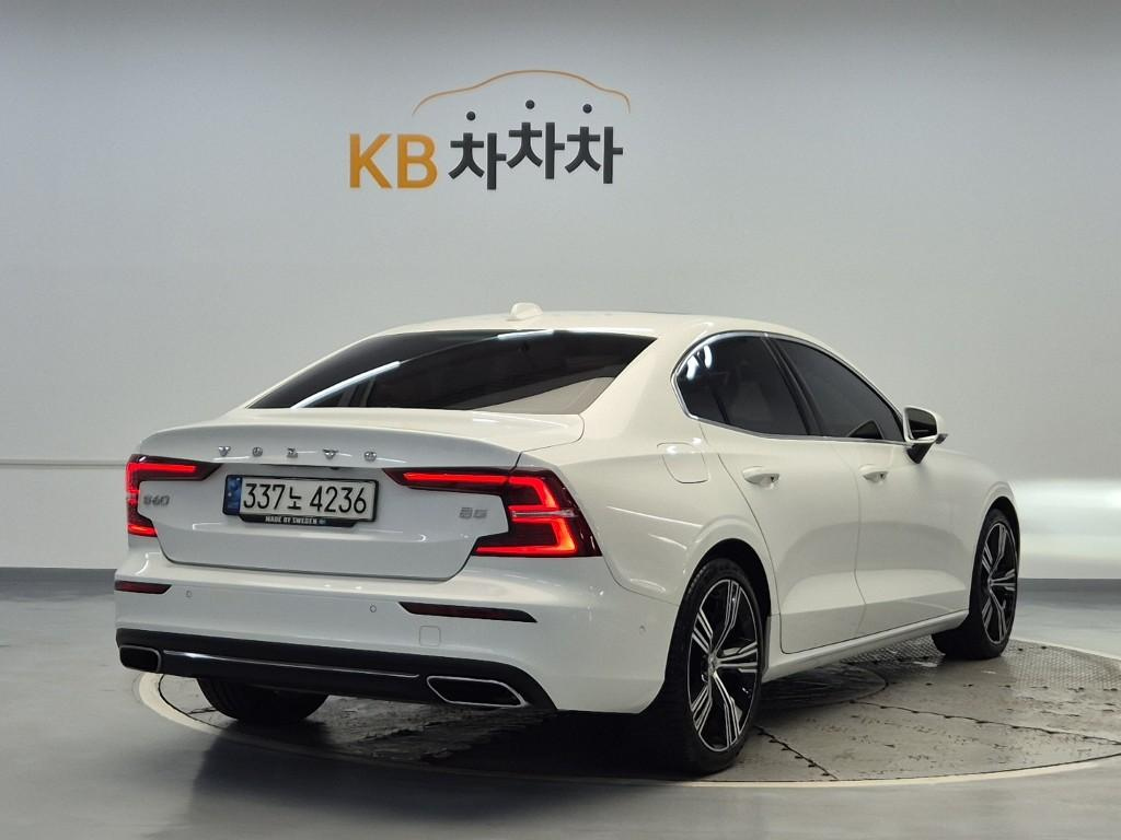 VOLVO S60 2020