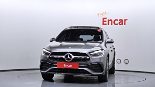 MERCEDES BENZ GLA-CLASS H247 2020