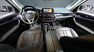 BMW 5-SERIES G30 2019
