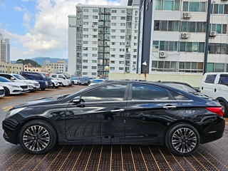 HYUNDAI SONATA YF 2011