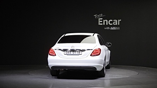 MERCEDES BENZ C-CLASS W205 2016