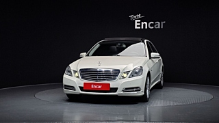 MERCEDES BENZ E-CLASS W212 2012