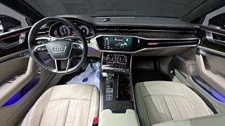 AUDI A7 4K 2020