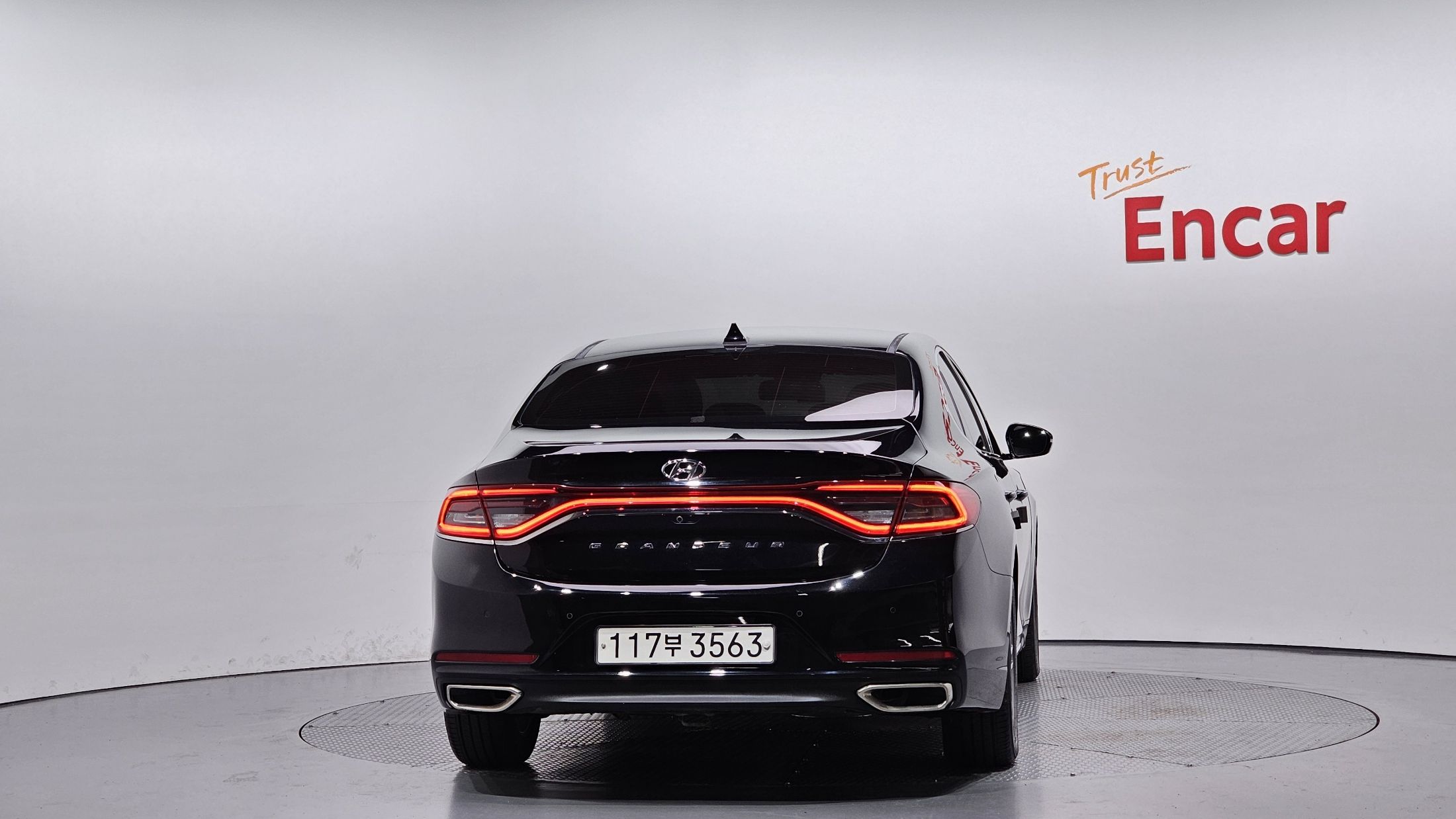 HYUNDAI GRANDEUR IG 2017