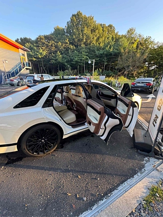 HYUNDAI GRANDEUR GN7 2023