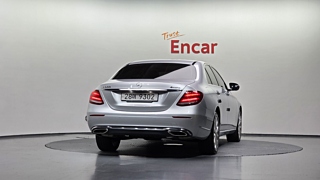 MERCEDES BENZ E-CLASS W213 2018