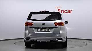 KIA CARNIVAL 2018