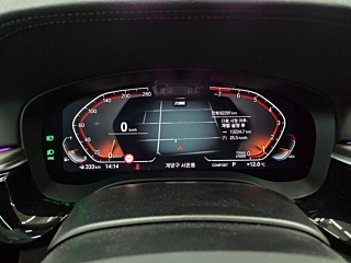 BMW 6-SERIES GT G32 2021