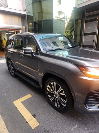 Заказать LEXUS LX