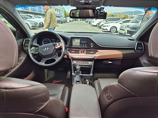 HYUNDAI GRANDEUR IG 2018