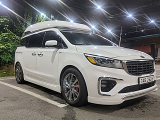 KIA CARNIVAL 2018