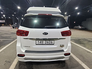 KIA CARNIVAL 2018