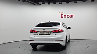 HYUNDAI AVANTE AD 2017