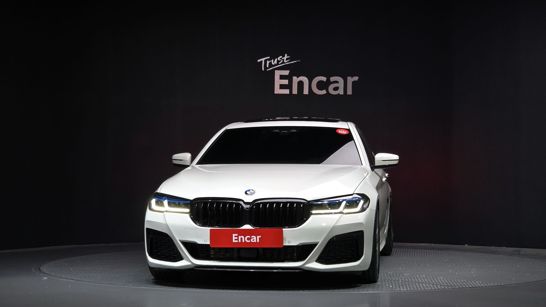 BMW 5-SERIES G30 2018