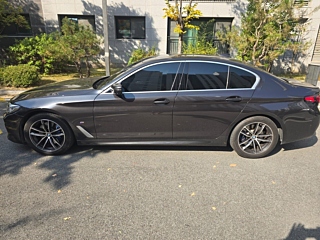 BMW 5-SERIES G30 2023