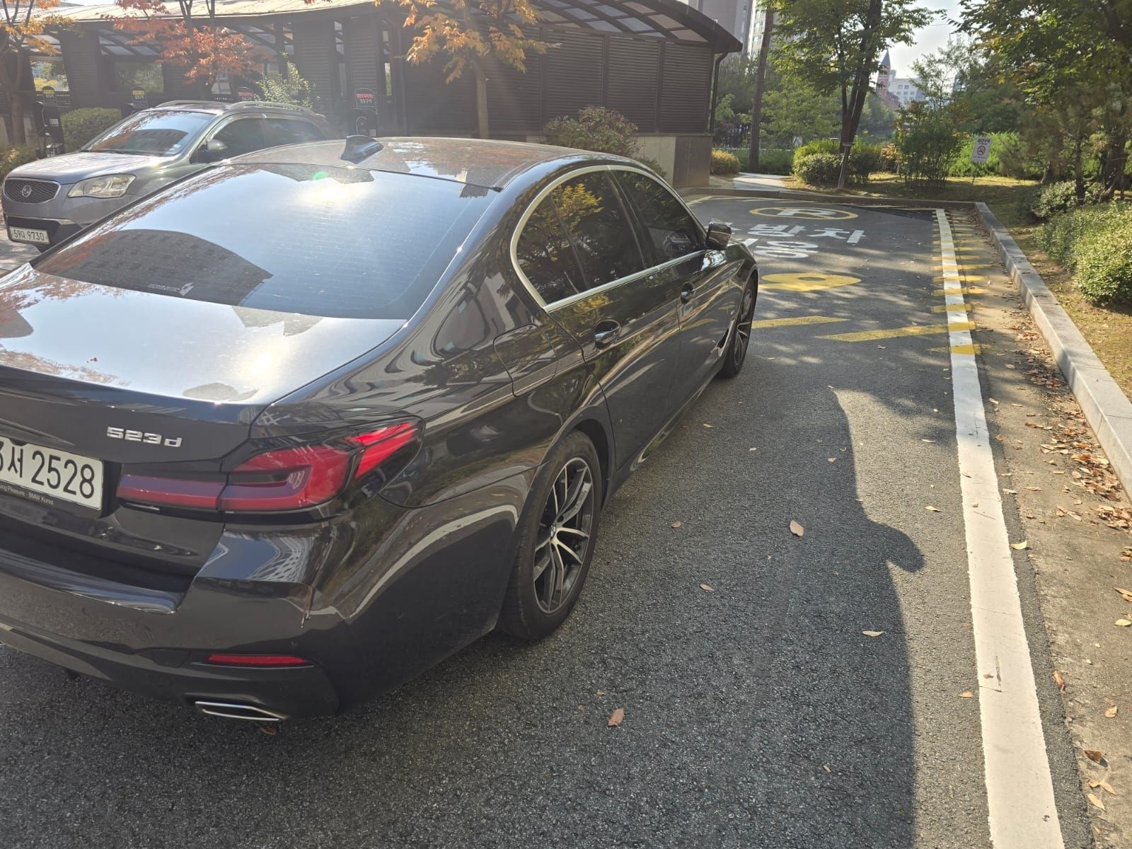 BMW 5-SERIES G30 2023