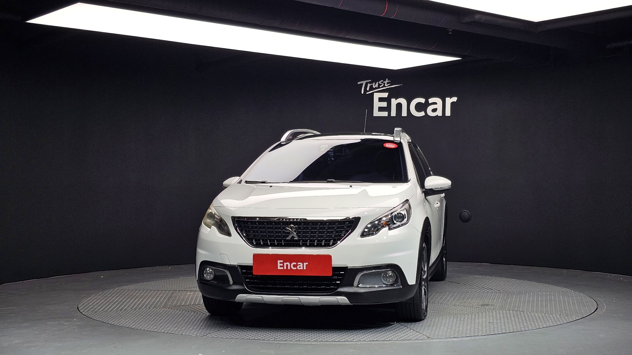 PEUGEOT 2008 2017