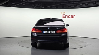 BMW 5-SERIES G30 2020