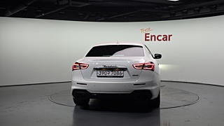 MASERATI GHIBLI 2020