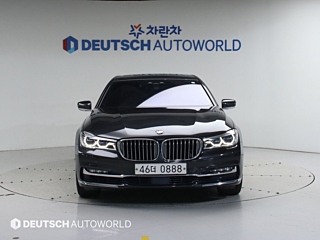BMW 7-SERIES G11 2016
