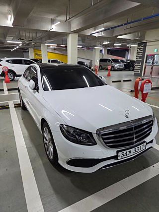 MERCEDES BENZ E-CLASS W213 2019