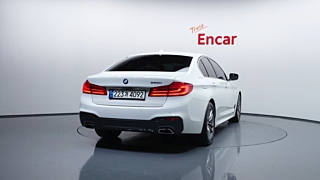 BMW 5-SERIES G30 2020