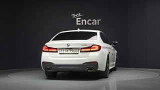 BMW 5-SERIES G30 2021