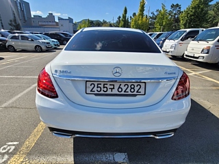 MERCEDES BENZ C-CLASS W205 2018