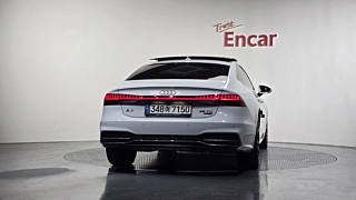AUDI A7 4K 2020