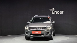 VOLKSWAGEN TIGUAN 2014