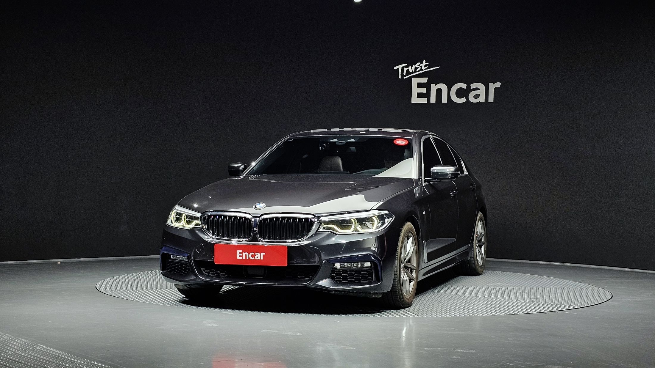 BMW 5-SERIES G30 2018