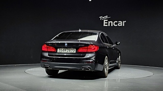 BMW 5-SERIES G30 2018