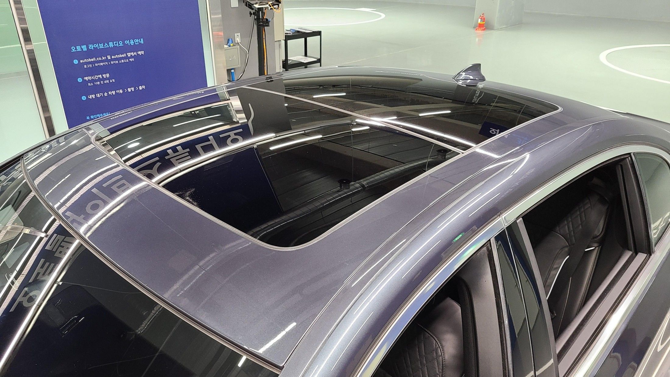 BMW 7-SERIES G11 2015