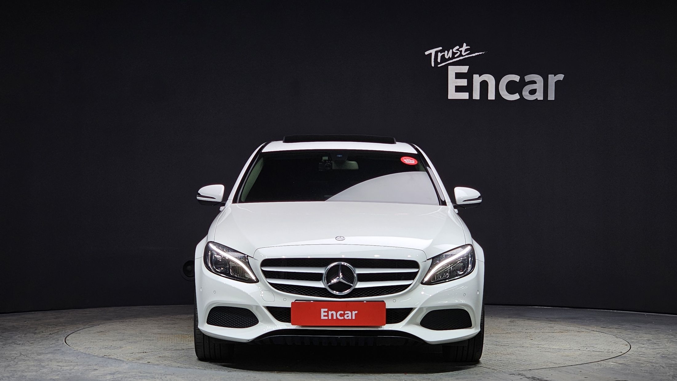 MERCEDES BENZ C-CLASS W205 2016