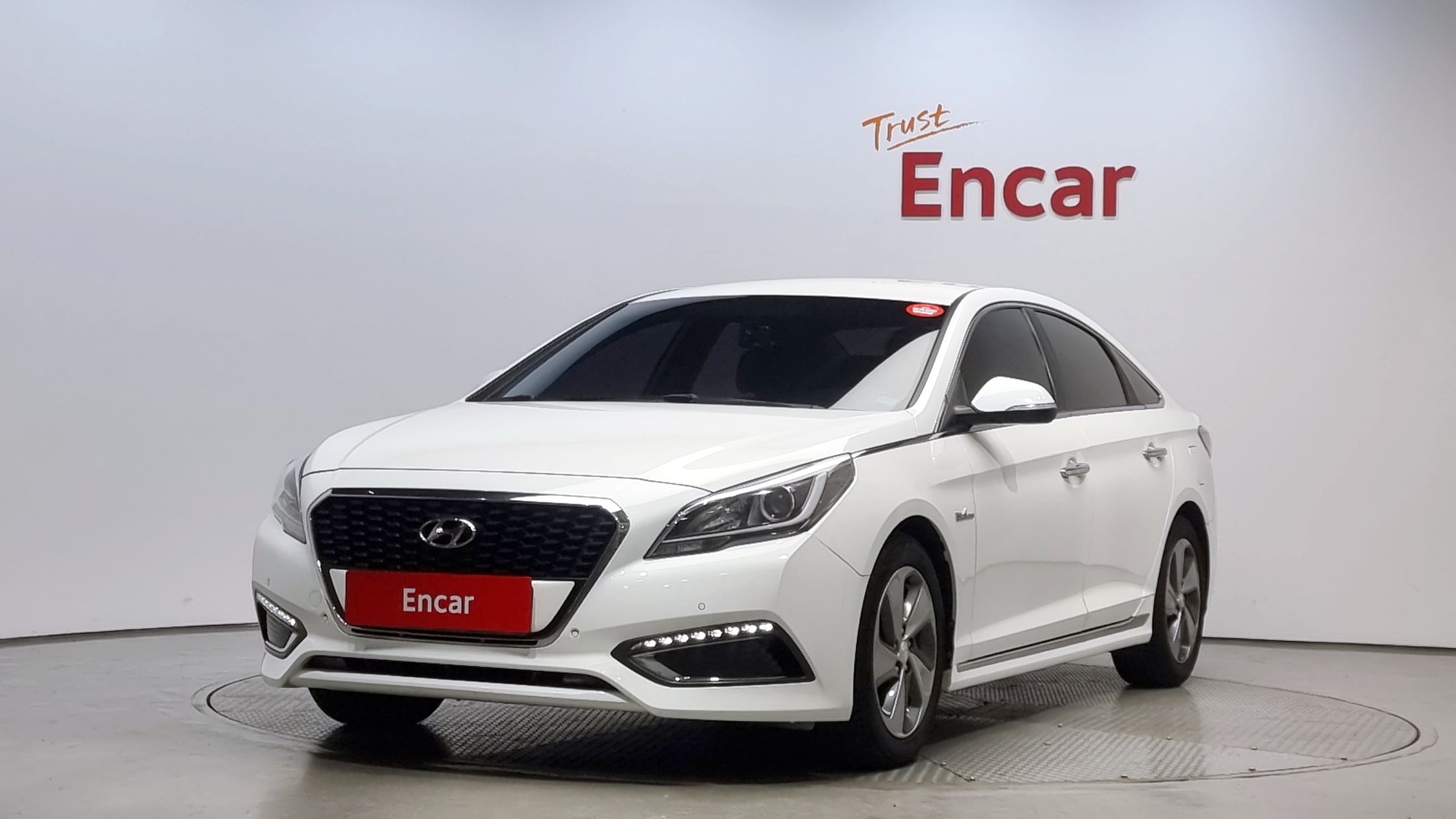 HYUNDAI LF SONATA HYBRID 2015