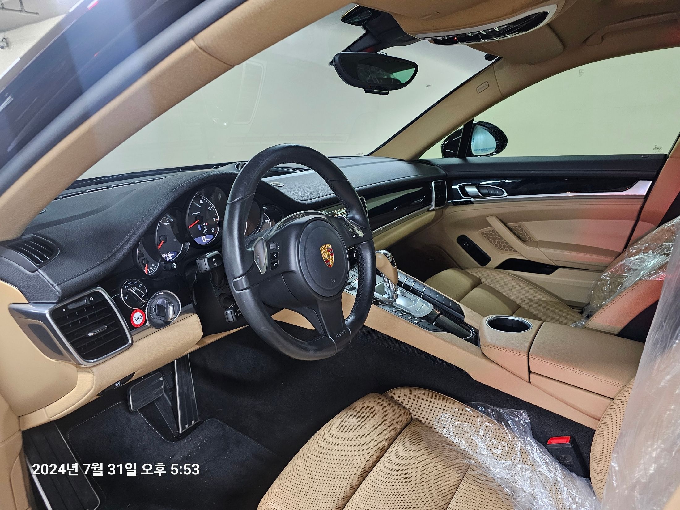 PORSCHE PANAMERA 2015
