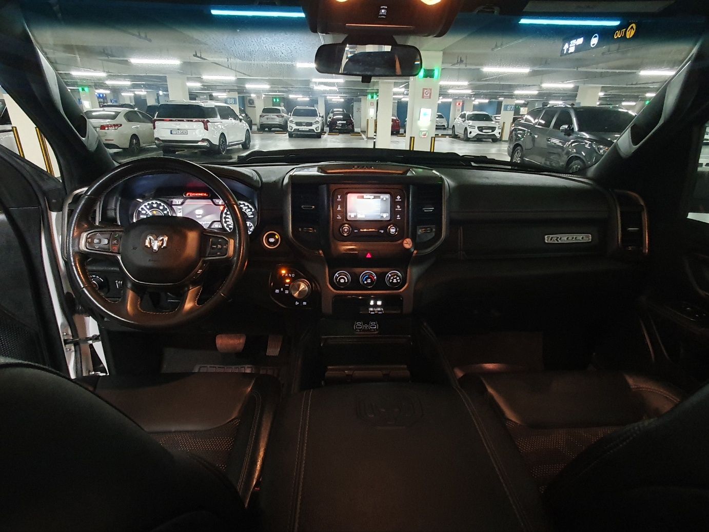 DODGE RAM PICK UP