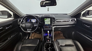SAMSUNG QM6 2019