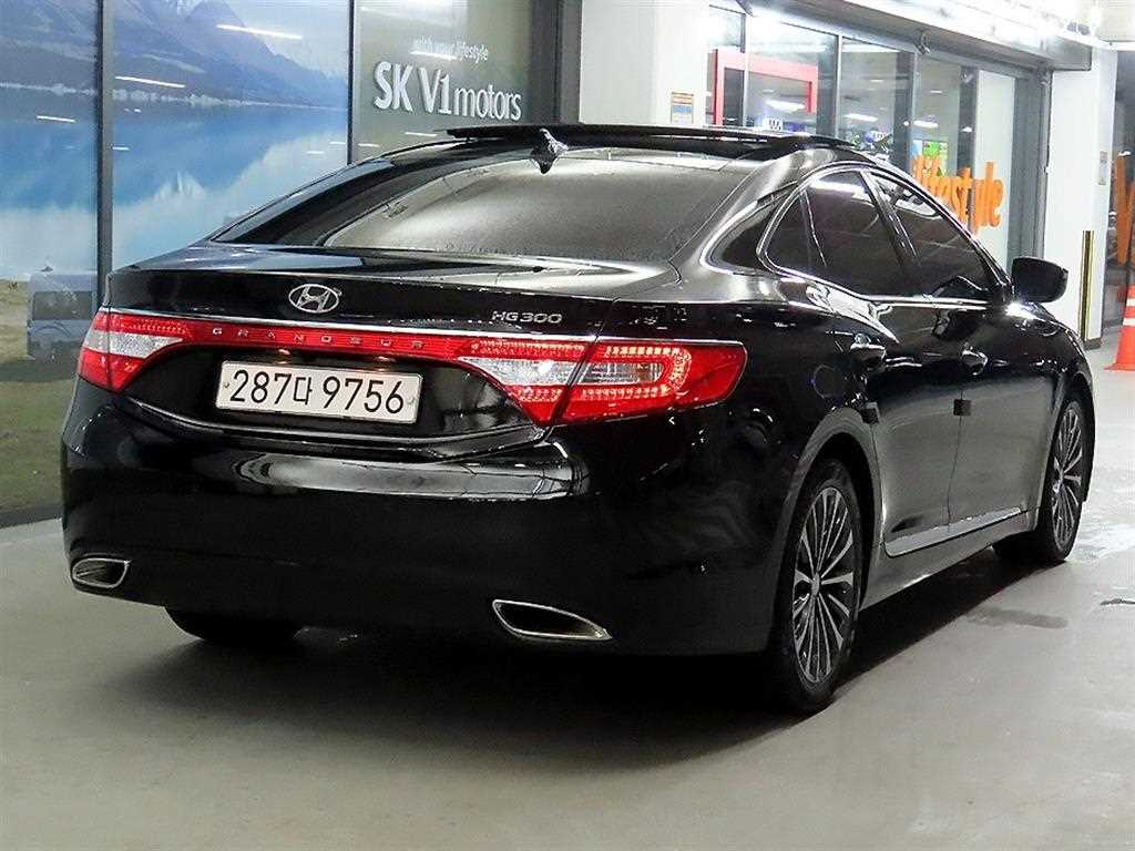 HYUNDAI GRANDEUR HG 2013